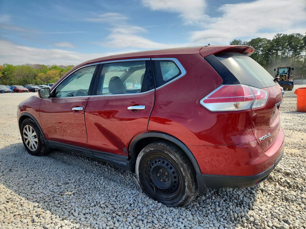 2015 Nissan Rogue S - Фото 2
