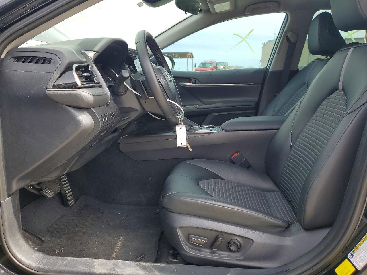 2024 Toyota Camry Se - Image 7