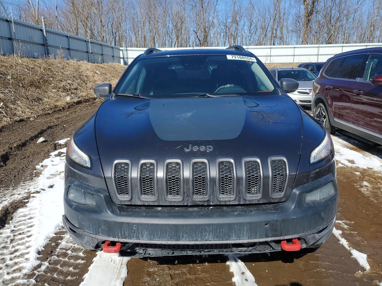 2017 Jeep Cherokee Trailhawk - Image 5