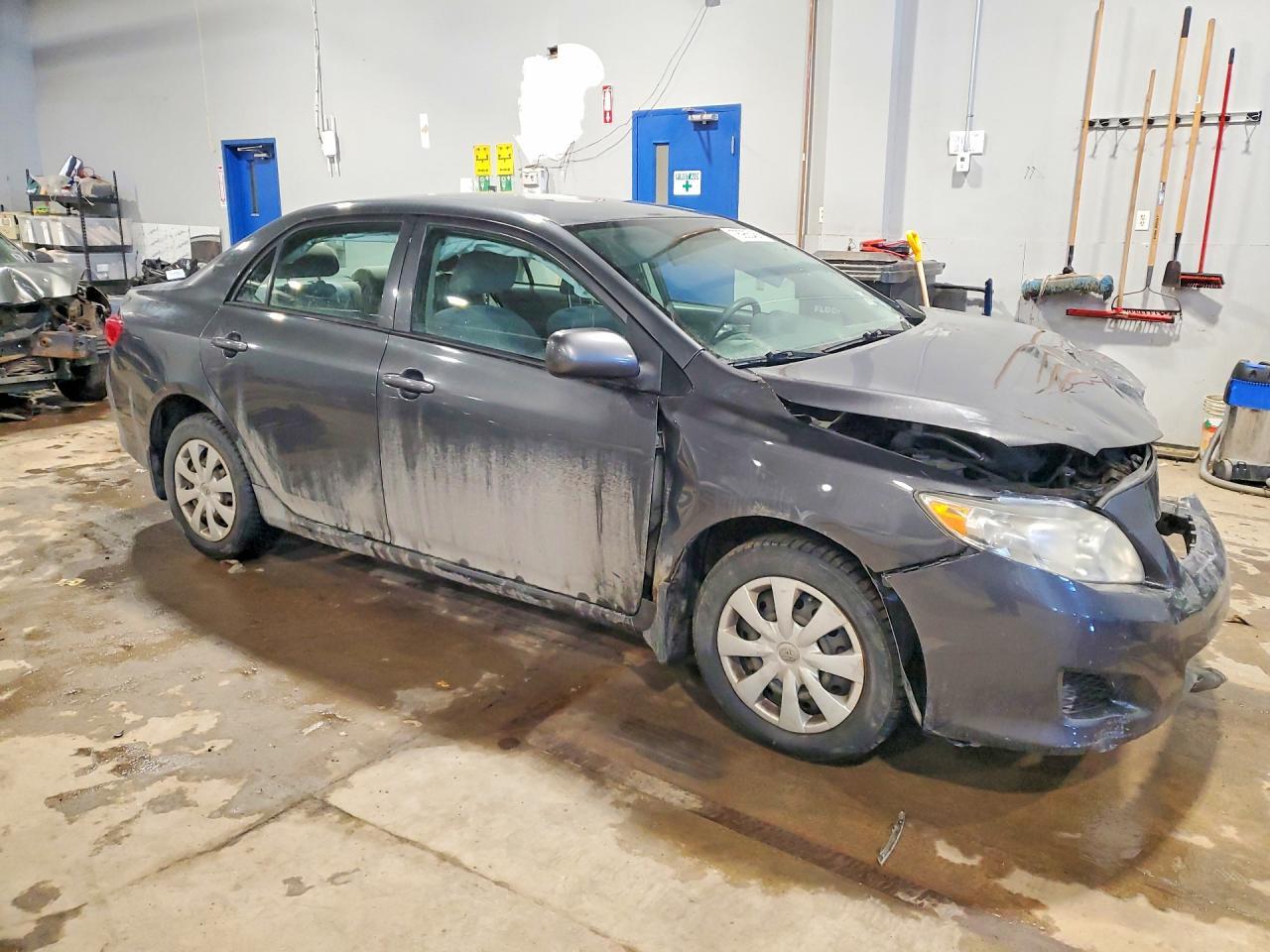 2010 Toyota Corolla Base - Фото 4