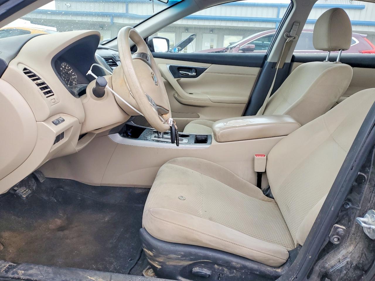 2015 Nissan Altima 2.5 S - Фото 7