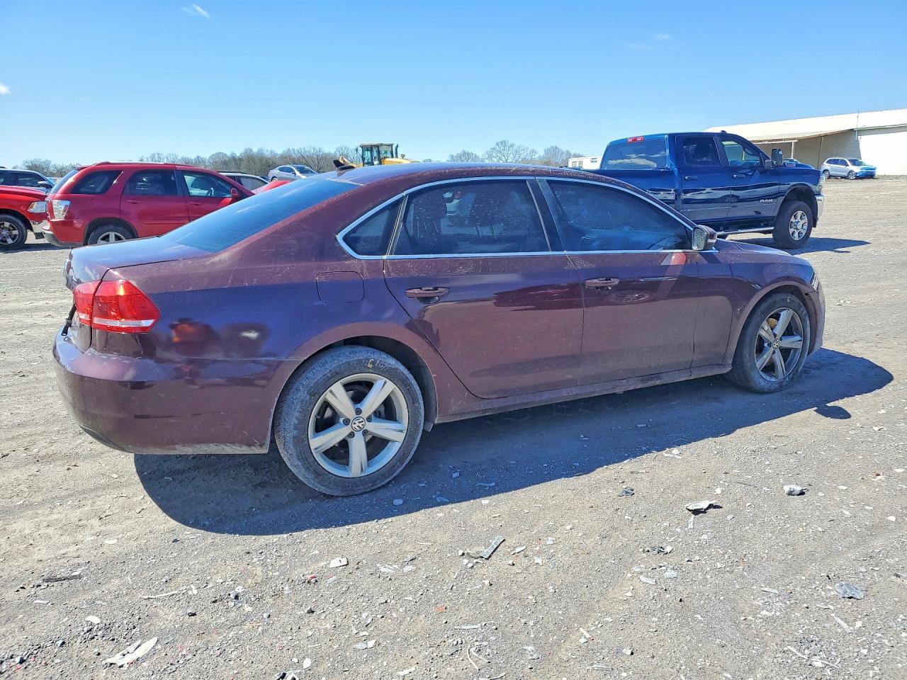 2013 Volkswagen Passat Se - Фото 3