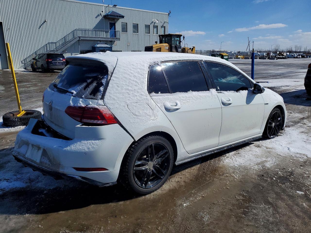 2019 Volkswagen Golf R - Image 3