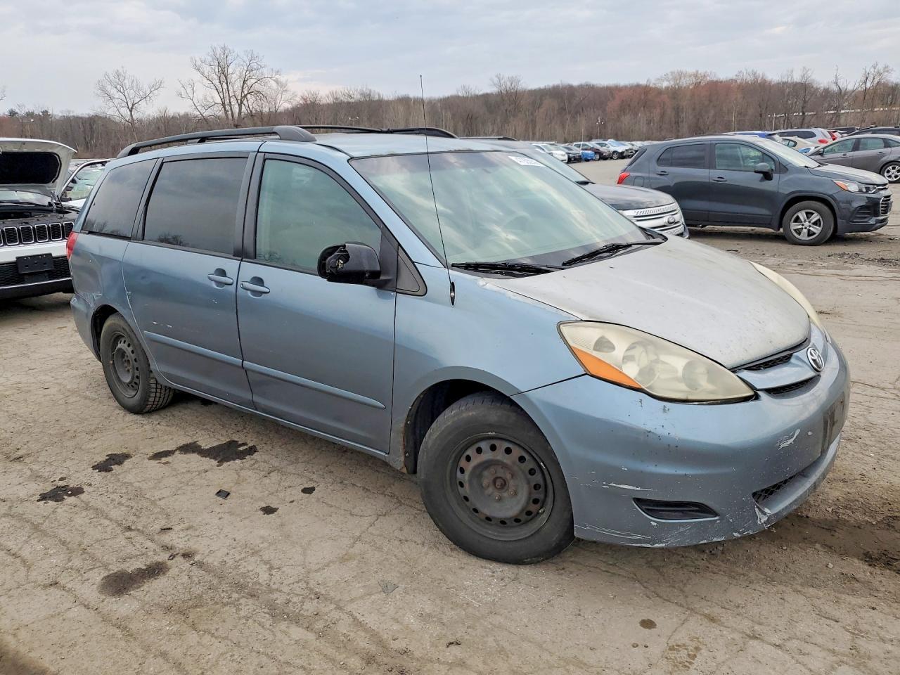 2007 Toyota Sienna - Image 4