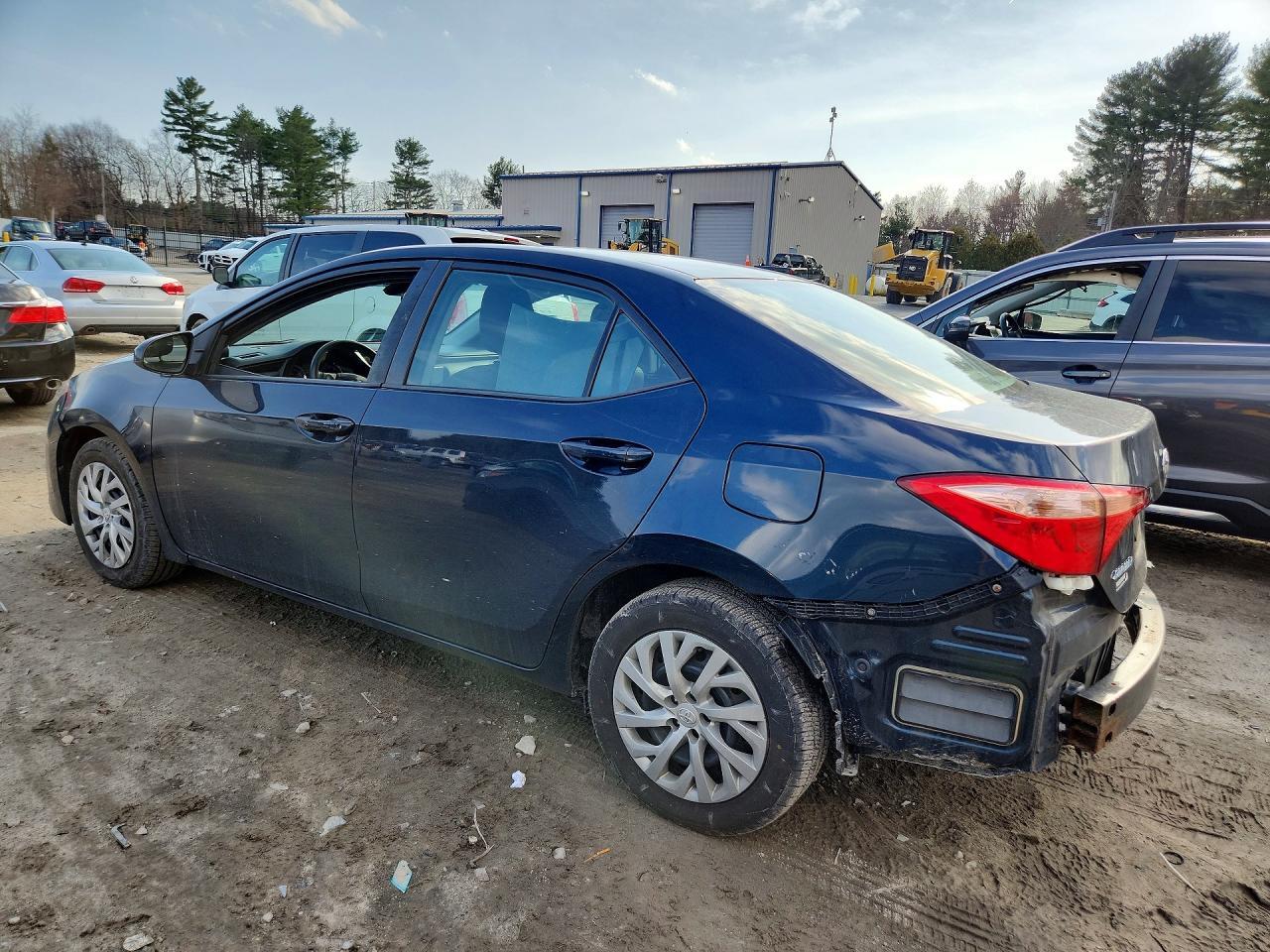 2019 Toyota Corolla Le - Image 2