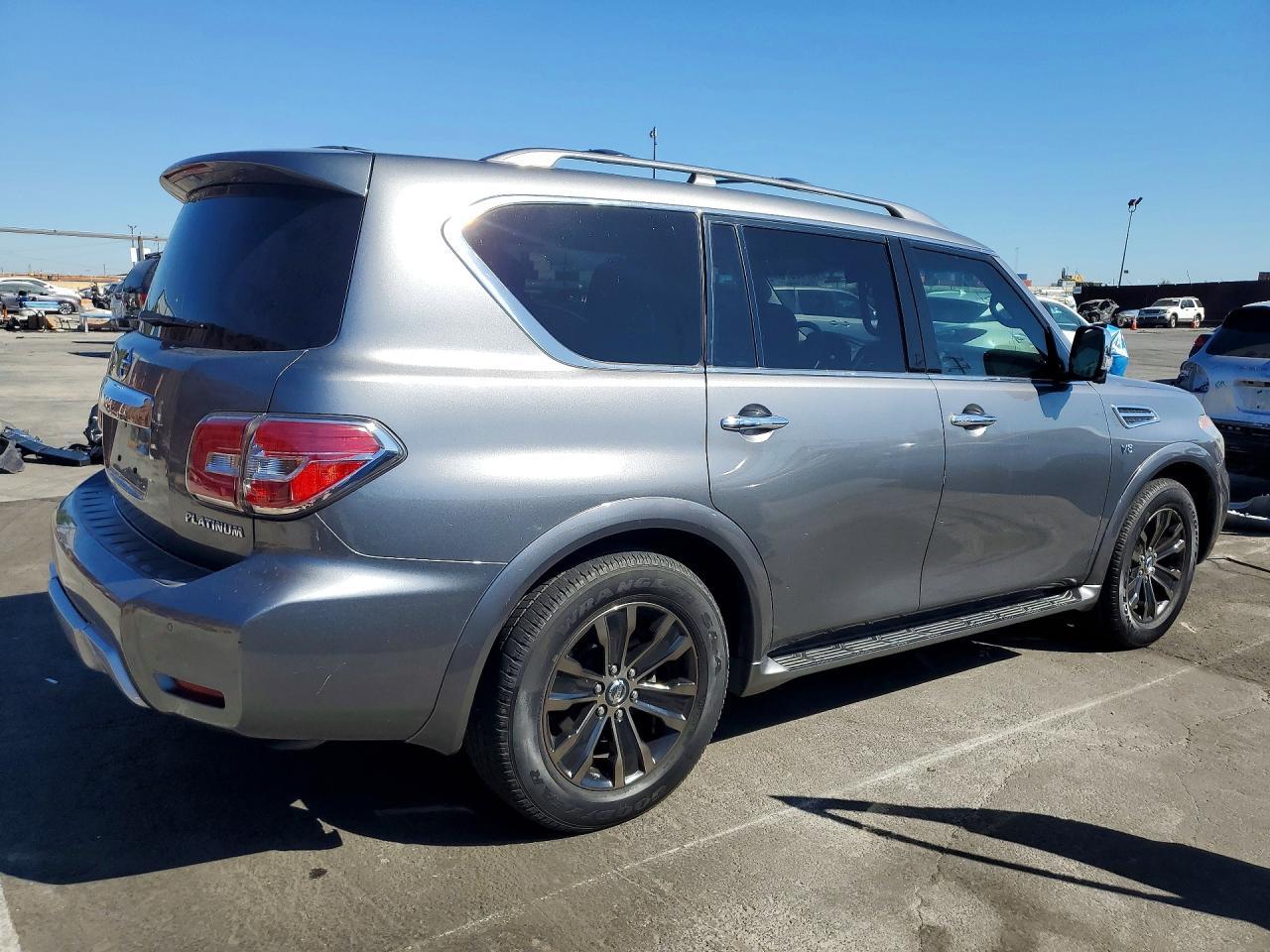 2017 Nissan Armada Platinum - Фото 3