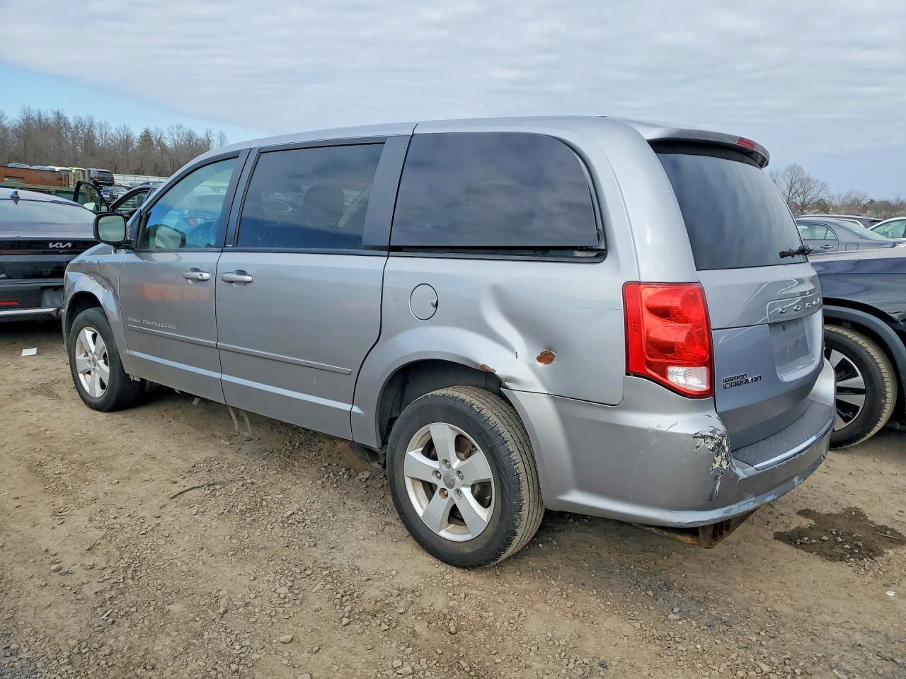 2013 Dodge Grand Caravan Se - Image 2