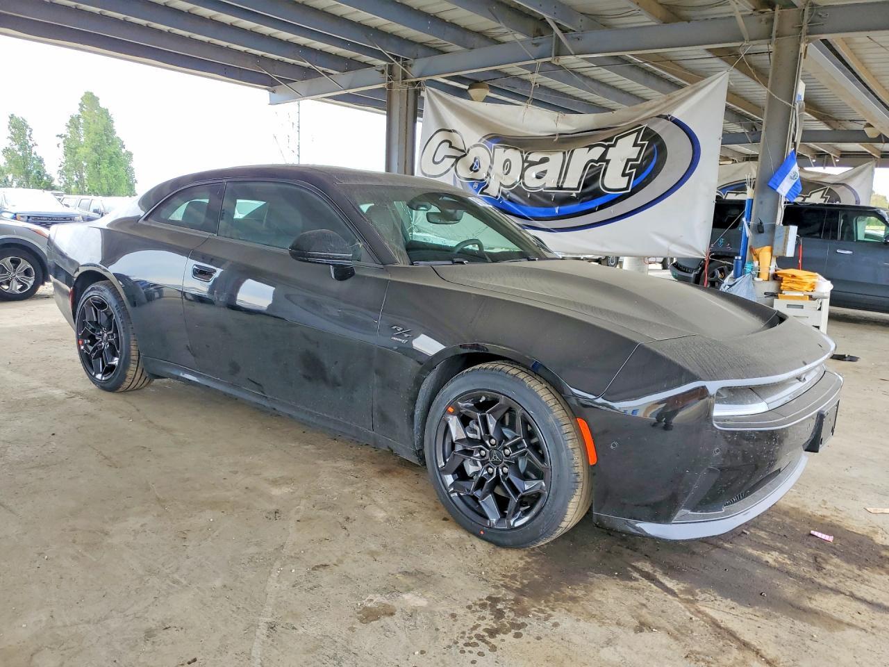 2025 Dodge Charger Daytona R - Фото 4
