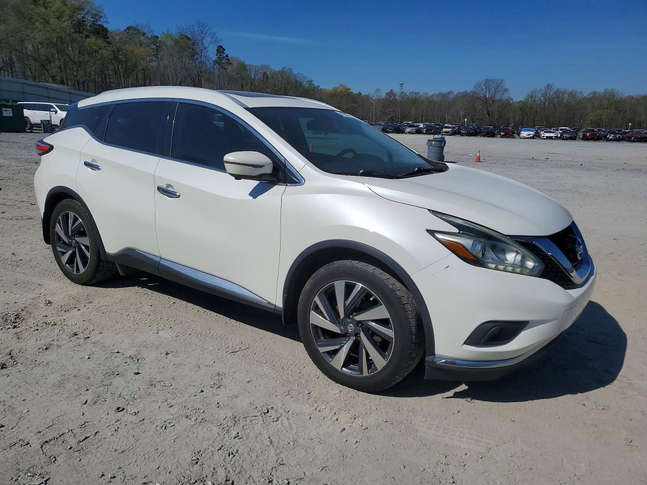 2016 Nissan Murano - Image 4