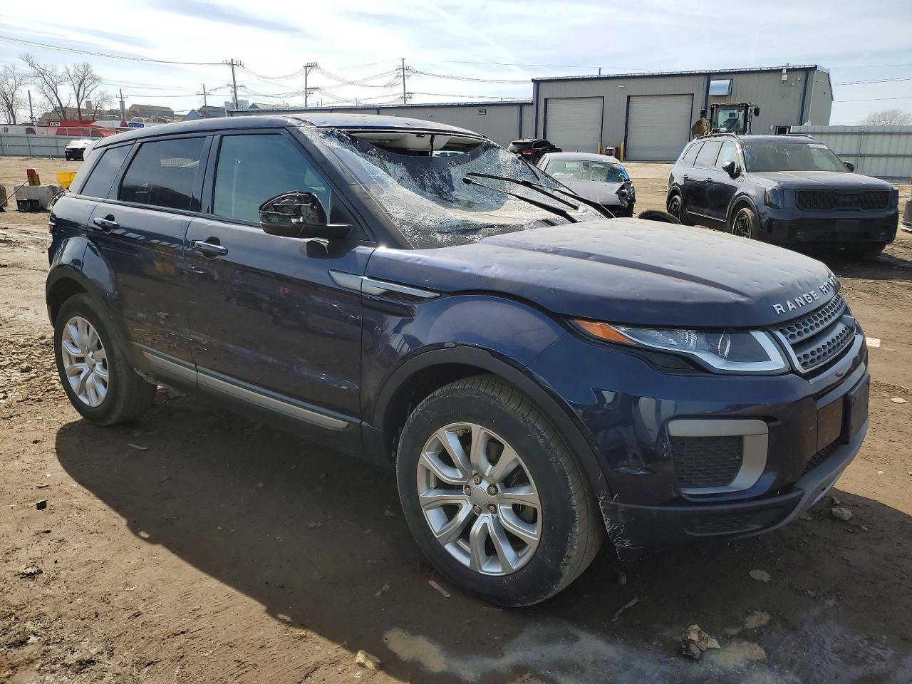 2017 Land Rover Range Rover Evoque Se - Image 4