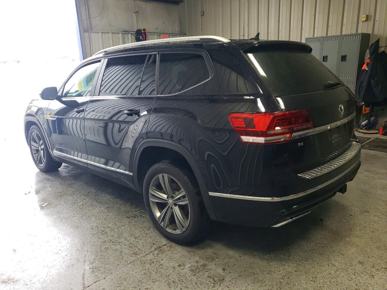 2019 Volkswagen Atlas Se - Image 2