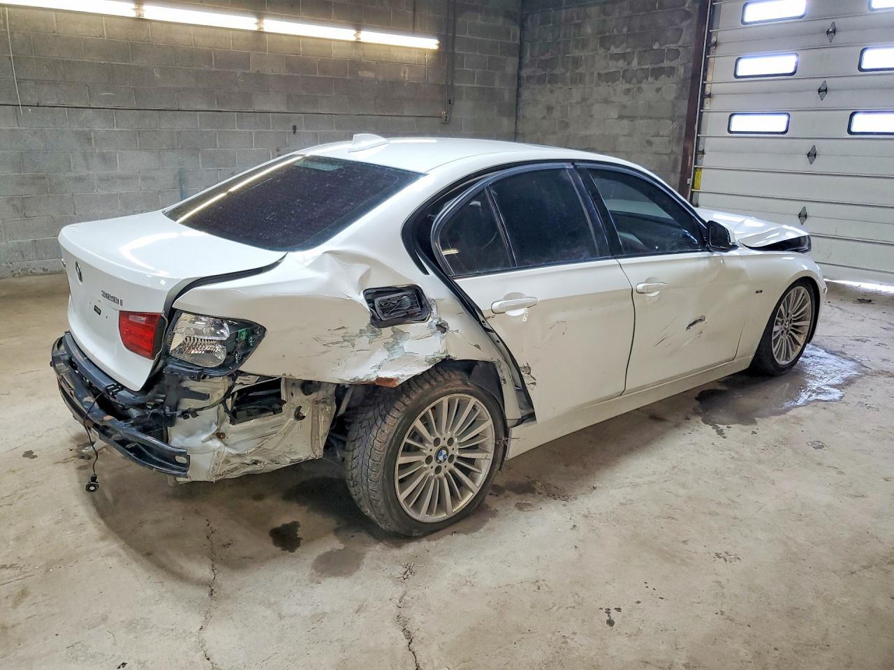 2013 BMW 328 Xi - Фото 3