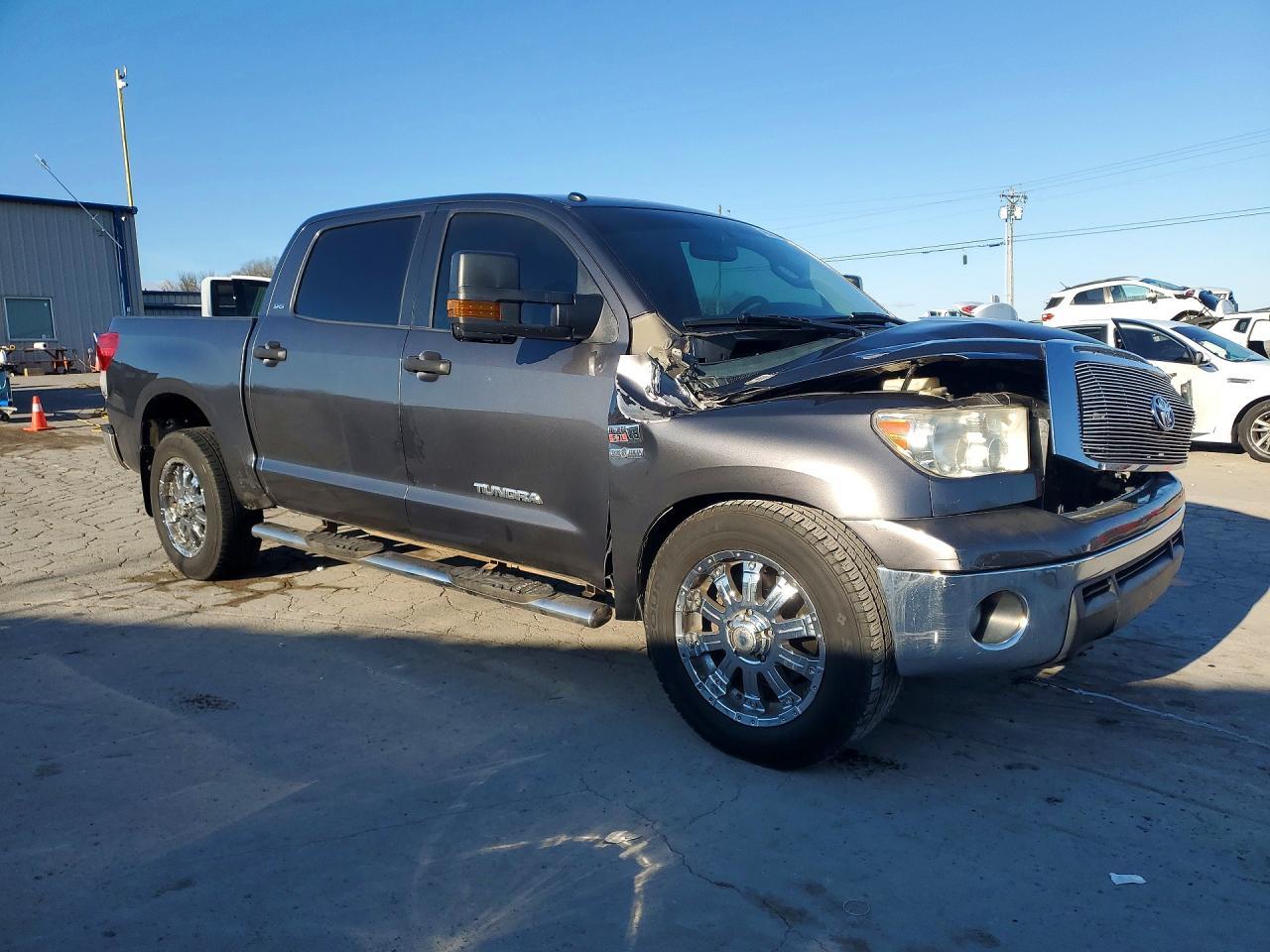 2011 Toyota Tundra Grade - Image 4