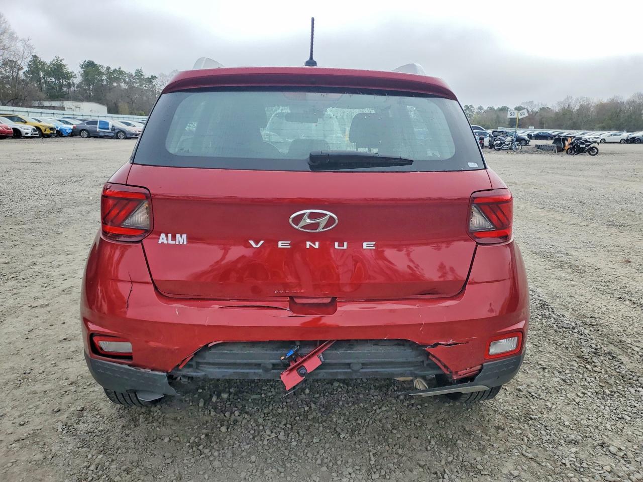 2024 Hyundai Venue Sel - Image 6