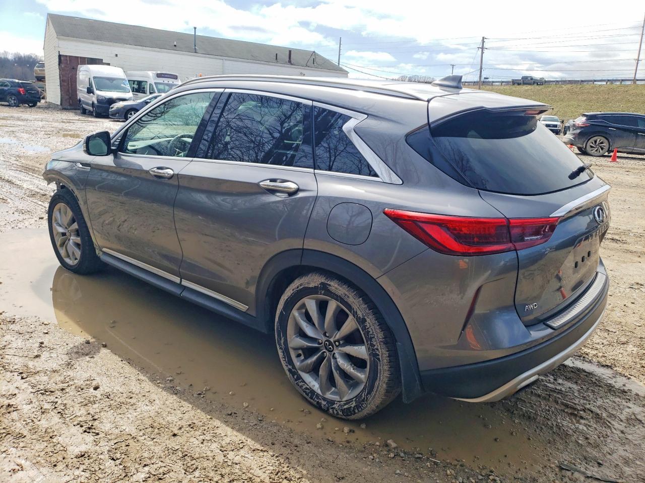 2021 Infiniti Qx50 Essential - Фото 2