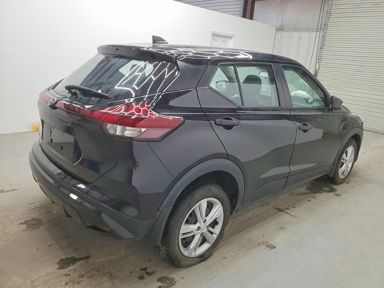 2024 Nissan Kicks S - Фото 3