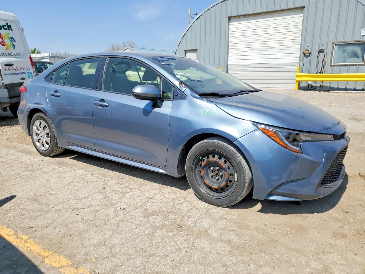 2021 Toyota Corolla Le - Фото 4