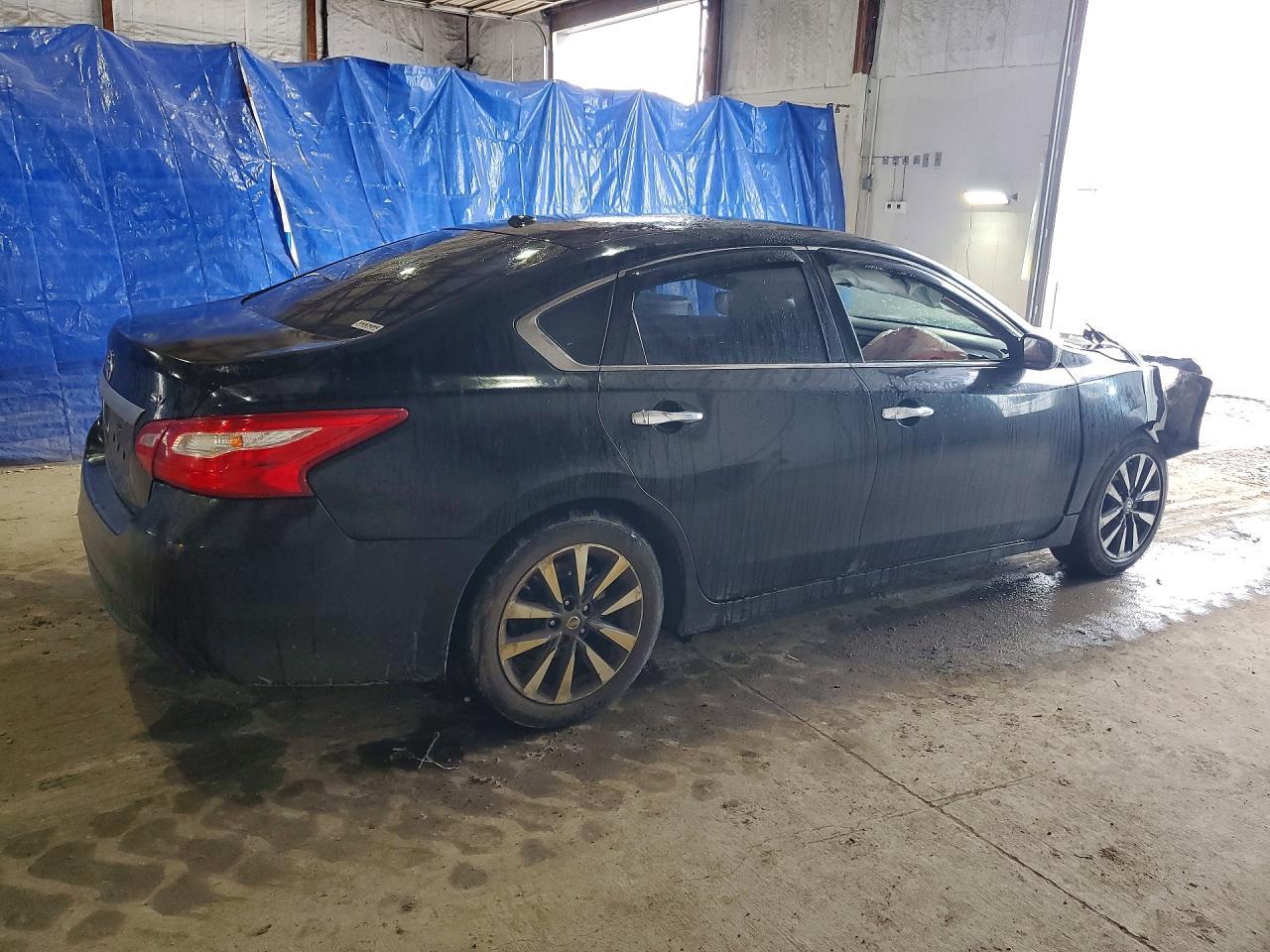 2017 Nissan Altima 2.5 Sv - Image 3