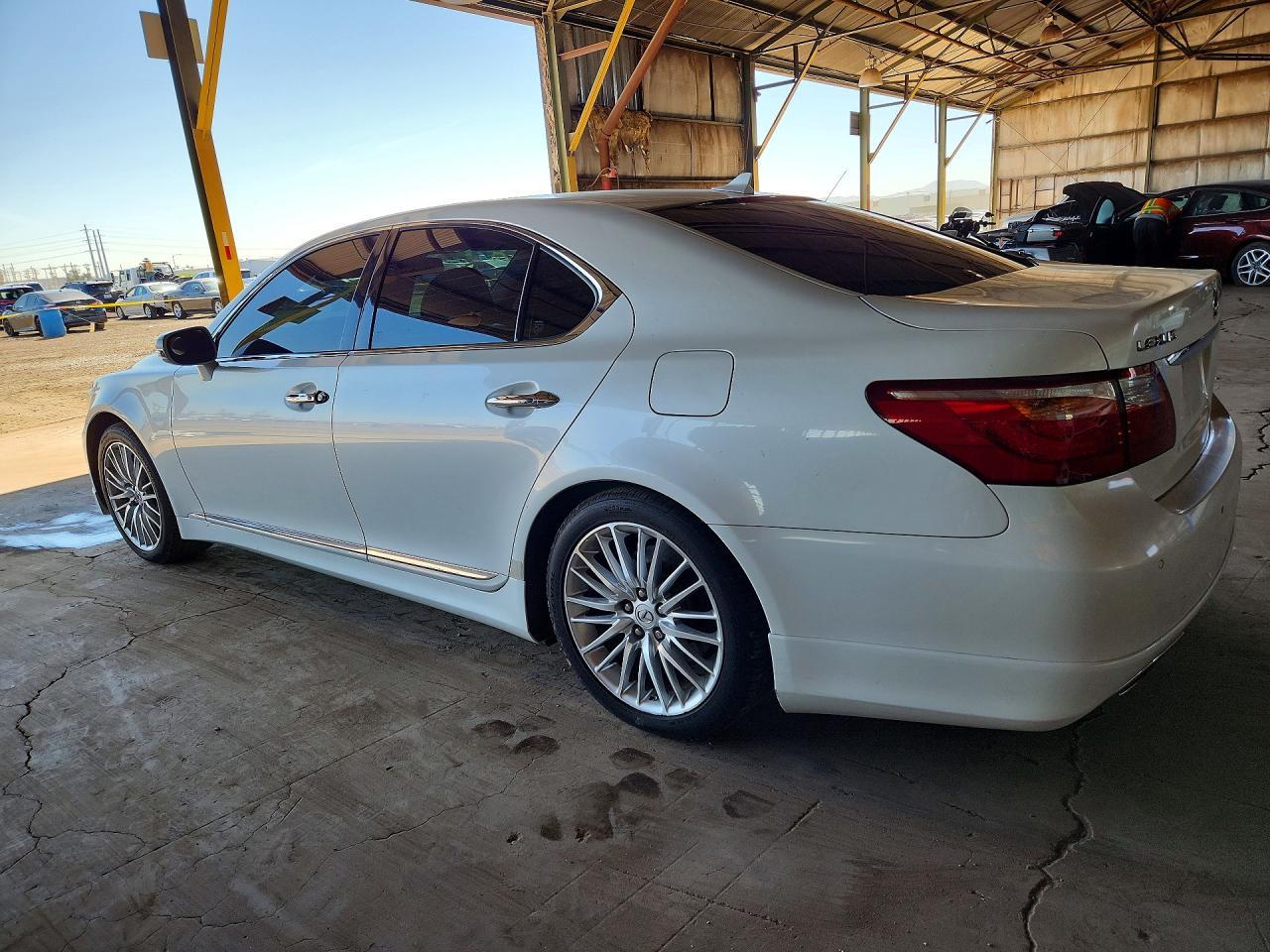 2010 Lexus Ls 460 Base - Фото 2