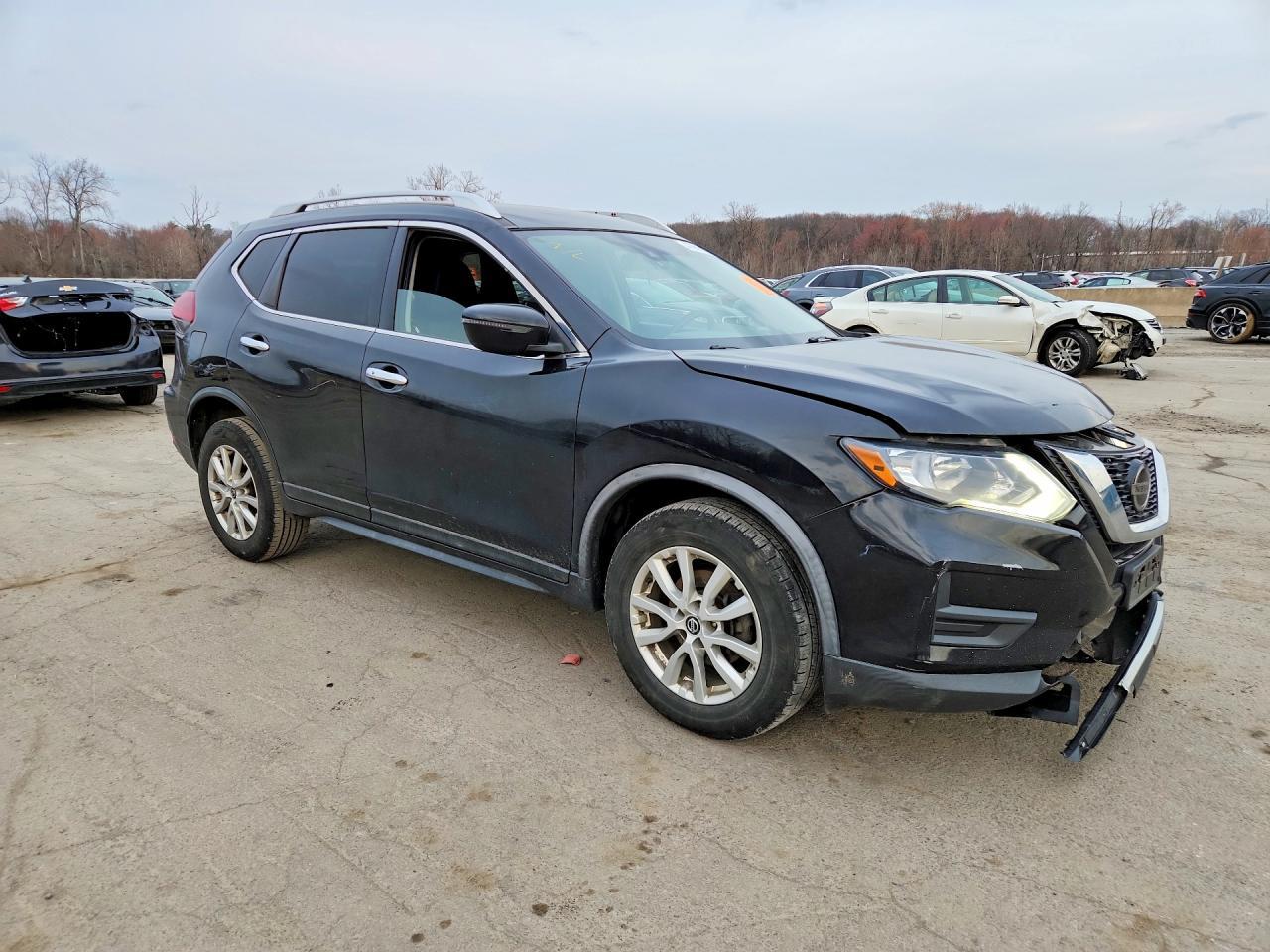 2020 Nissan Rogue Sv - Фото 4