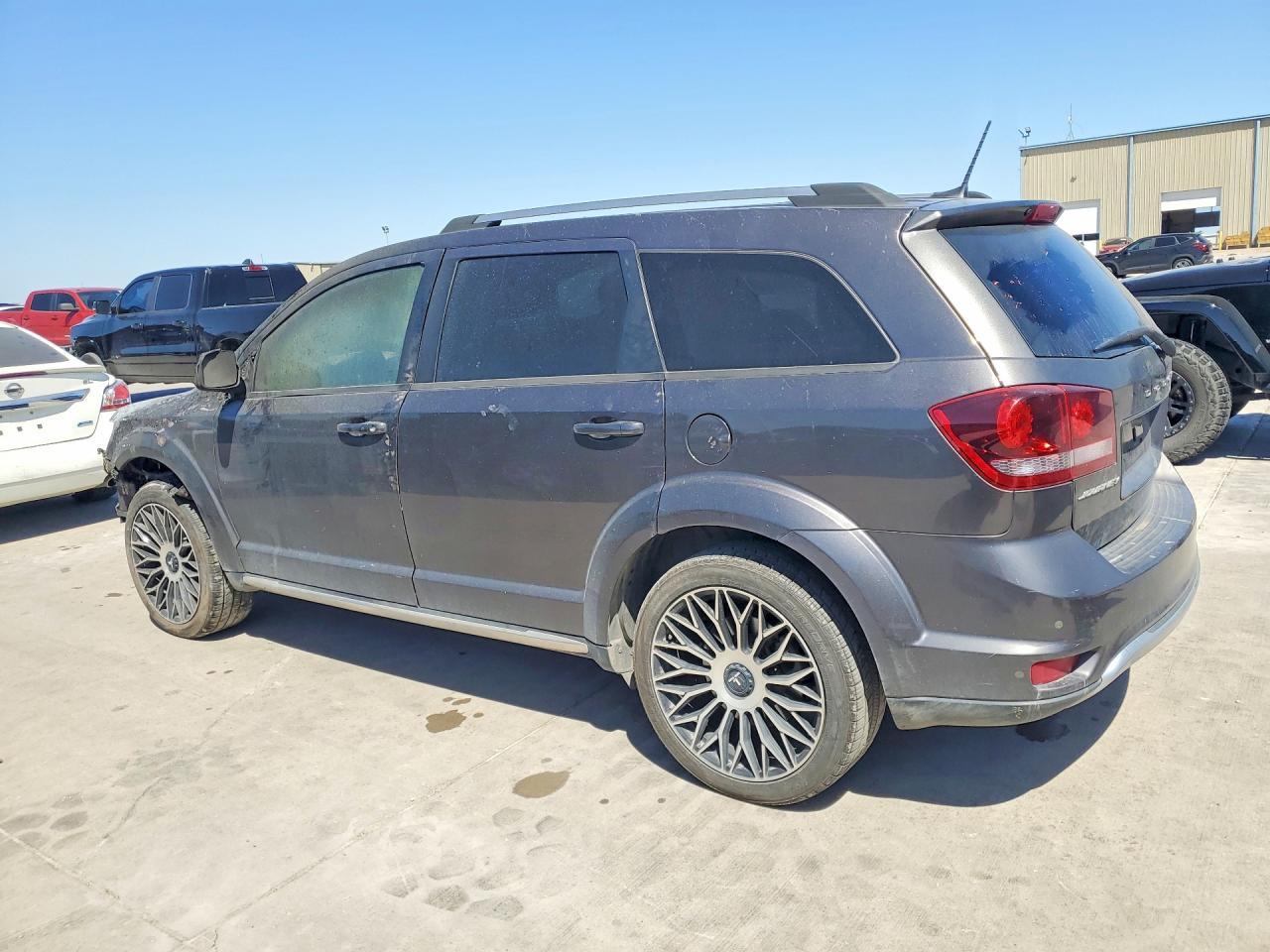 2019 Dodge Journey Crossroad - Фото 3
