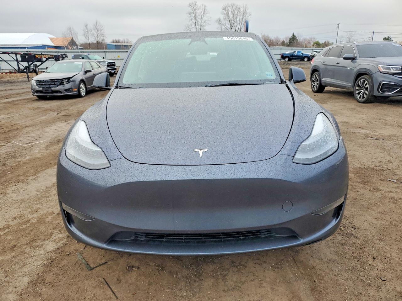 2023 Tesla Model Y - Фото 5