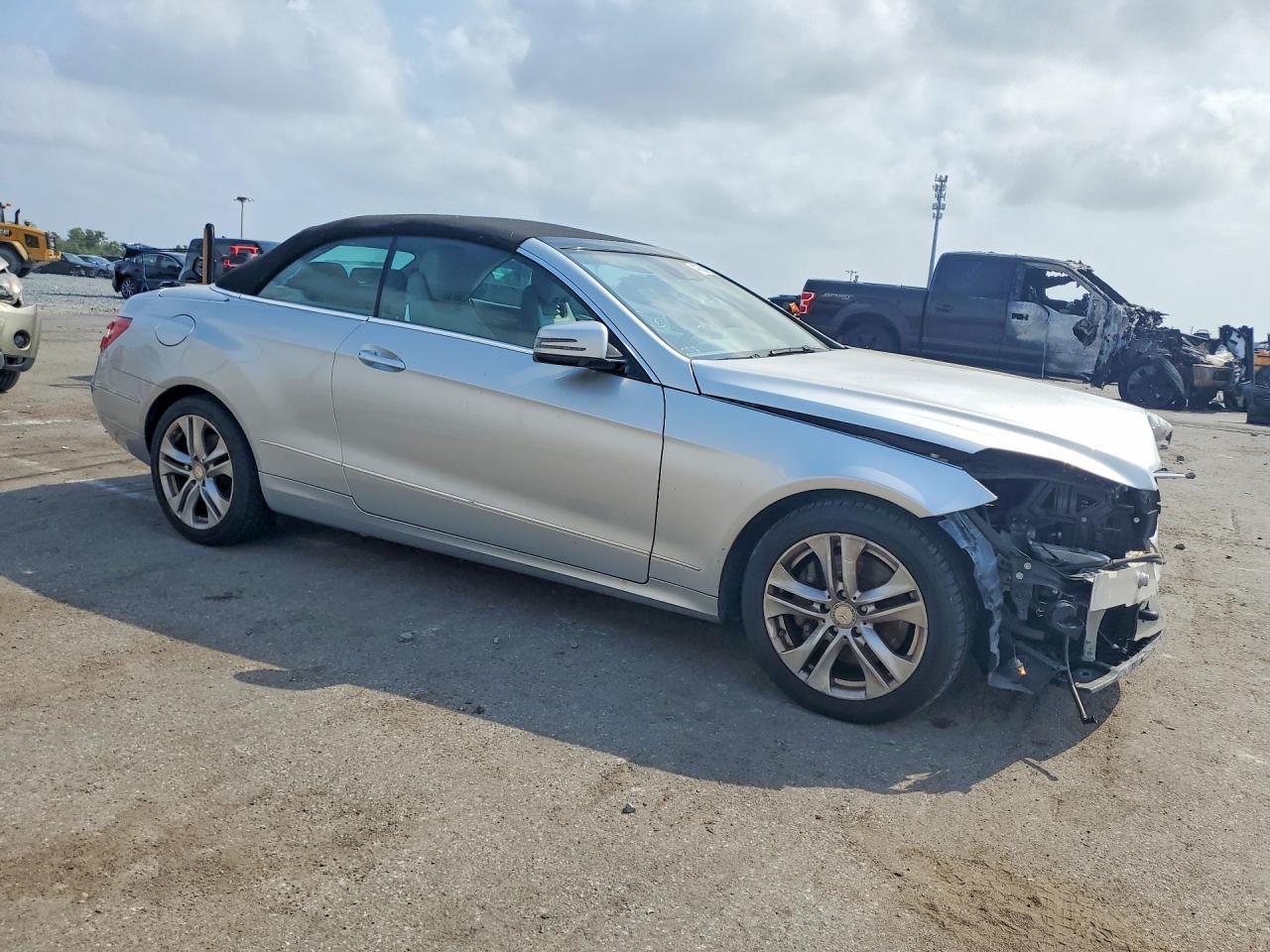 2011 Mercedes-Benz E 350 - Фото 4