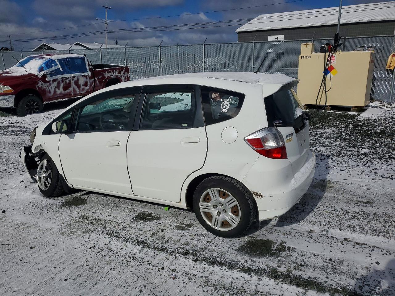 2013 Honda Fit Lx - Фото 2