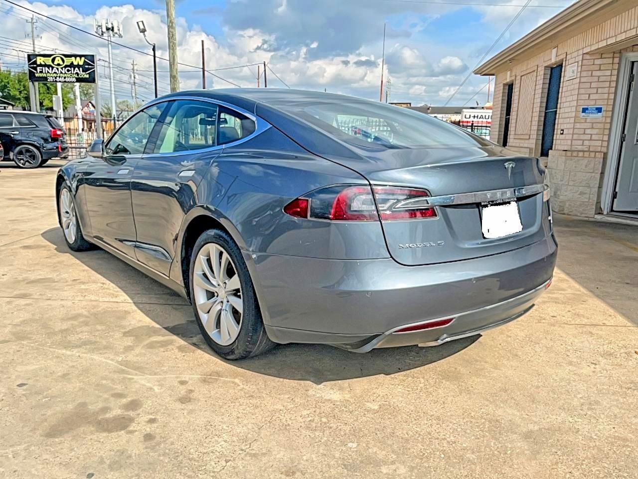 2013 Tesla Model S - Image 3