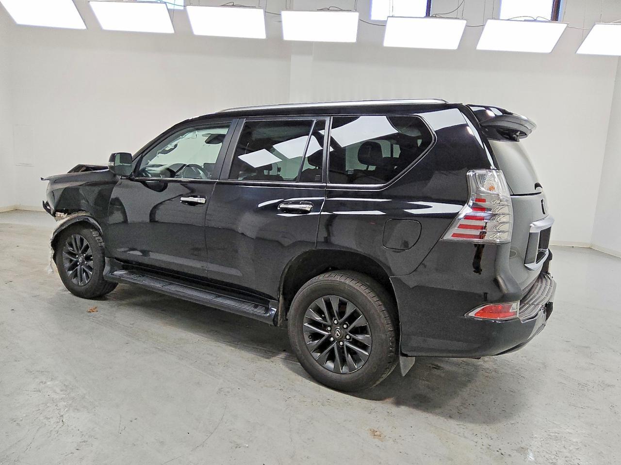 2022 Lexus Gx 460 Base - Image 2