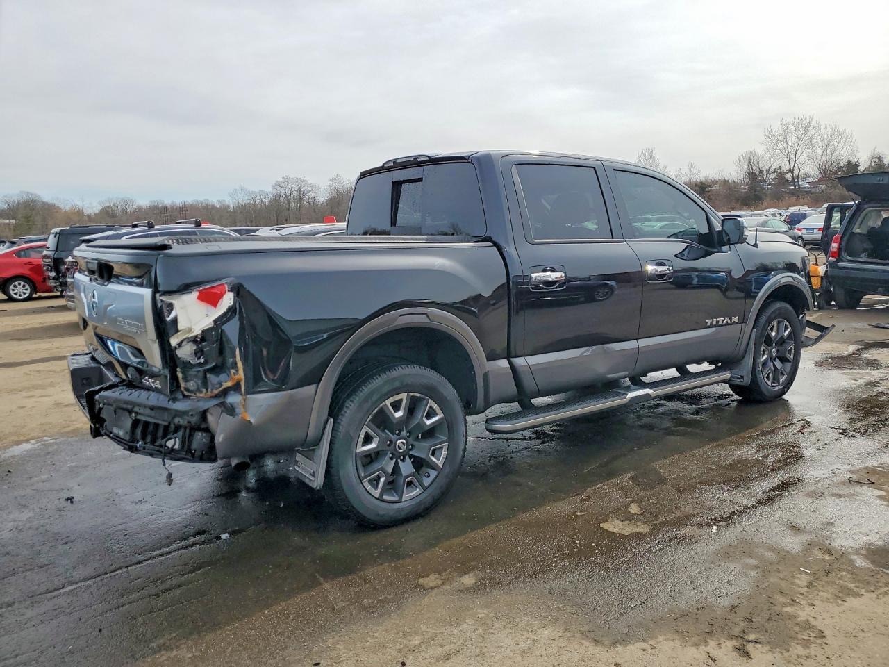 2021 Nissan Titan Platinum Reserve - Image 3