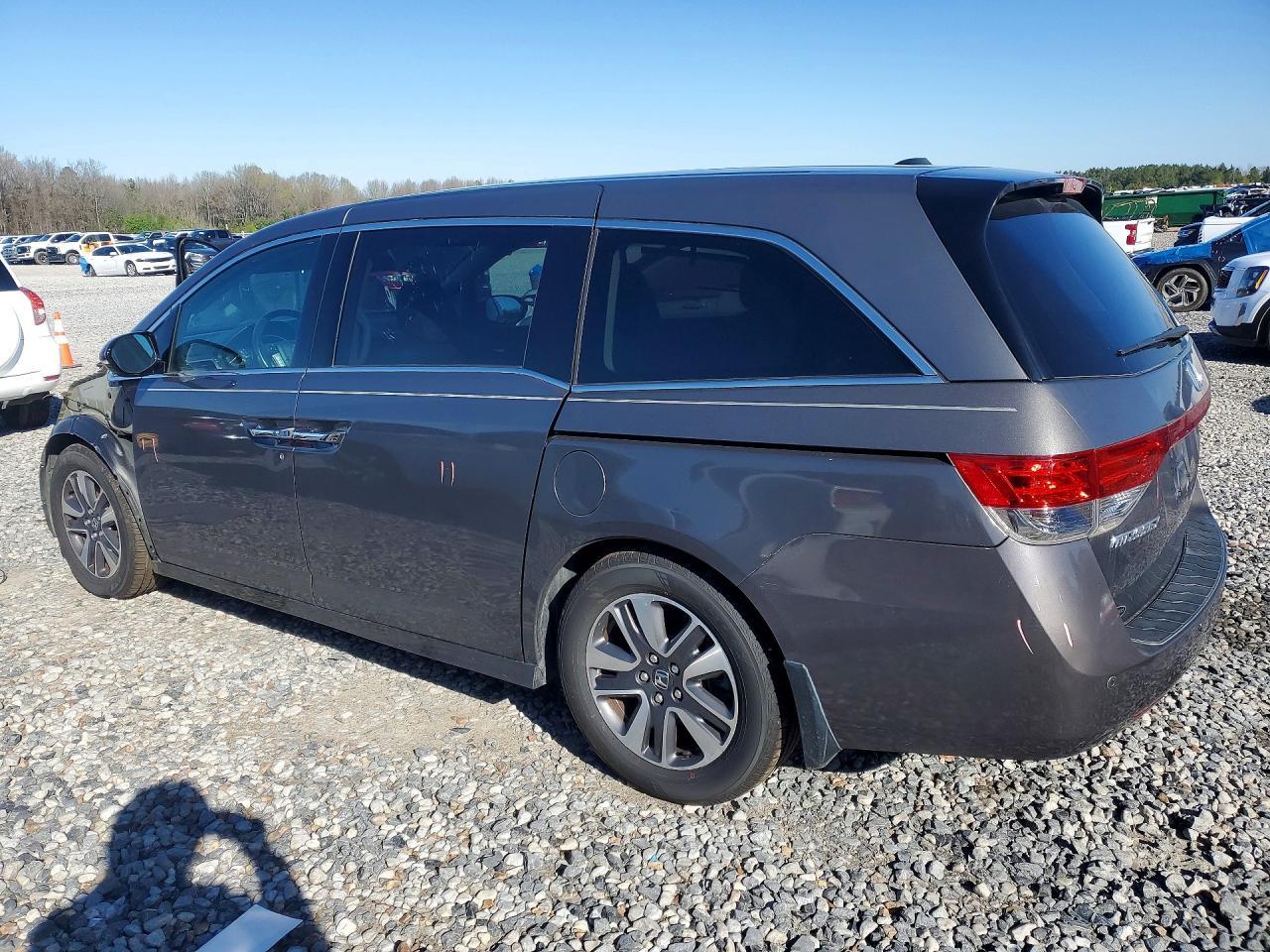 2015 Honda Odyssey - Фото 2