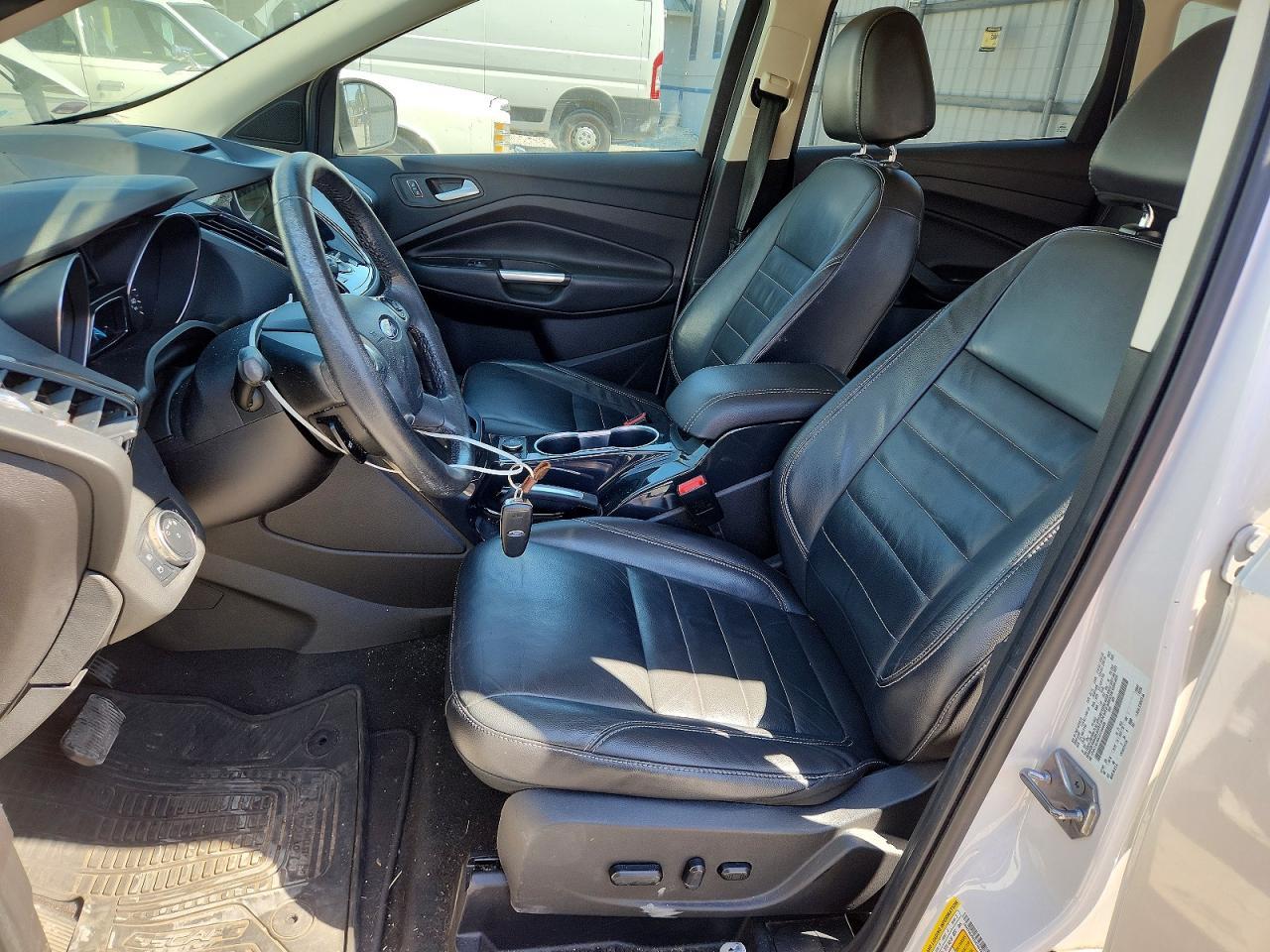 2016 Ford Escape Titanium - Фото 7