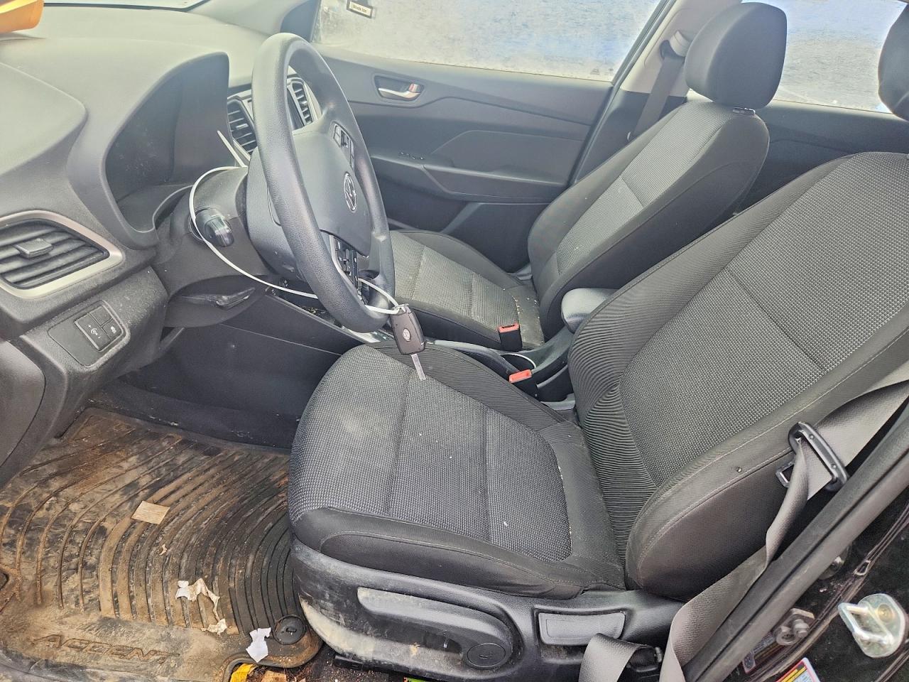 2019 Hyundai Accent Se - Фото 7