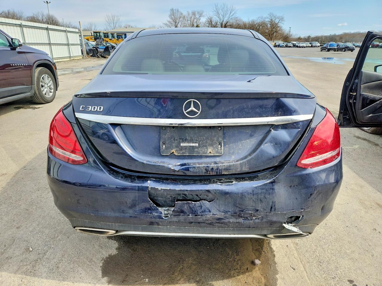 2016 Mercedes-Benz C 300 - Image 6