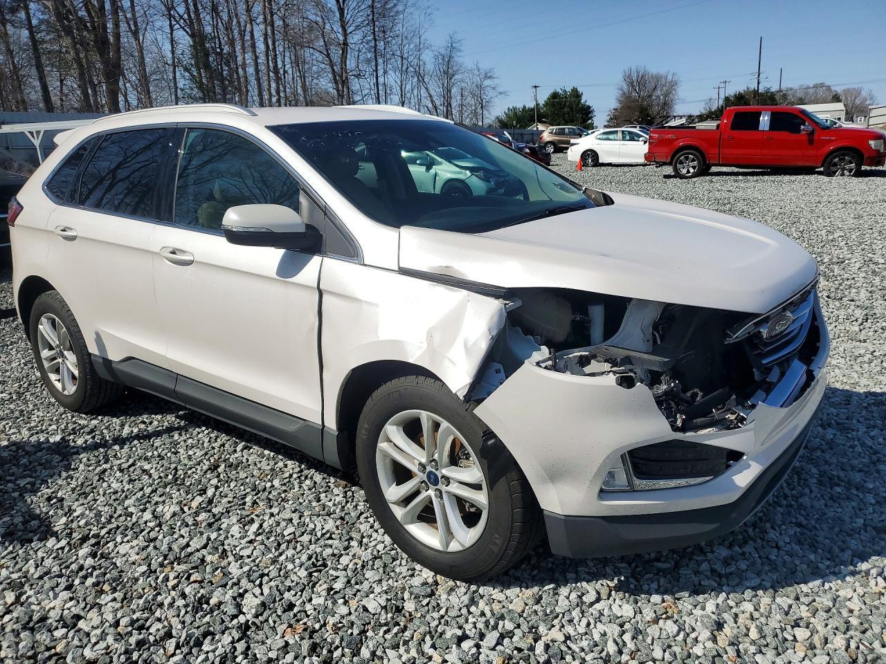 2019 Ford Edge Sel - Image 4