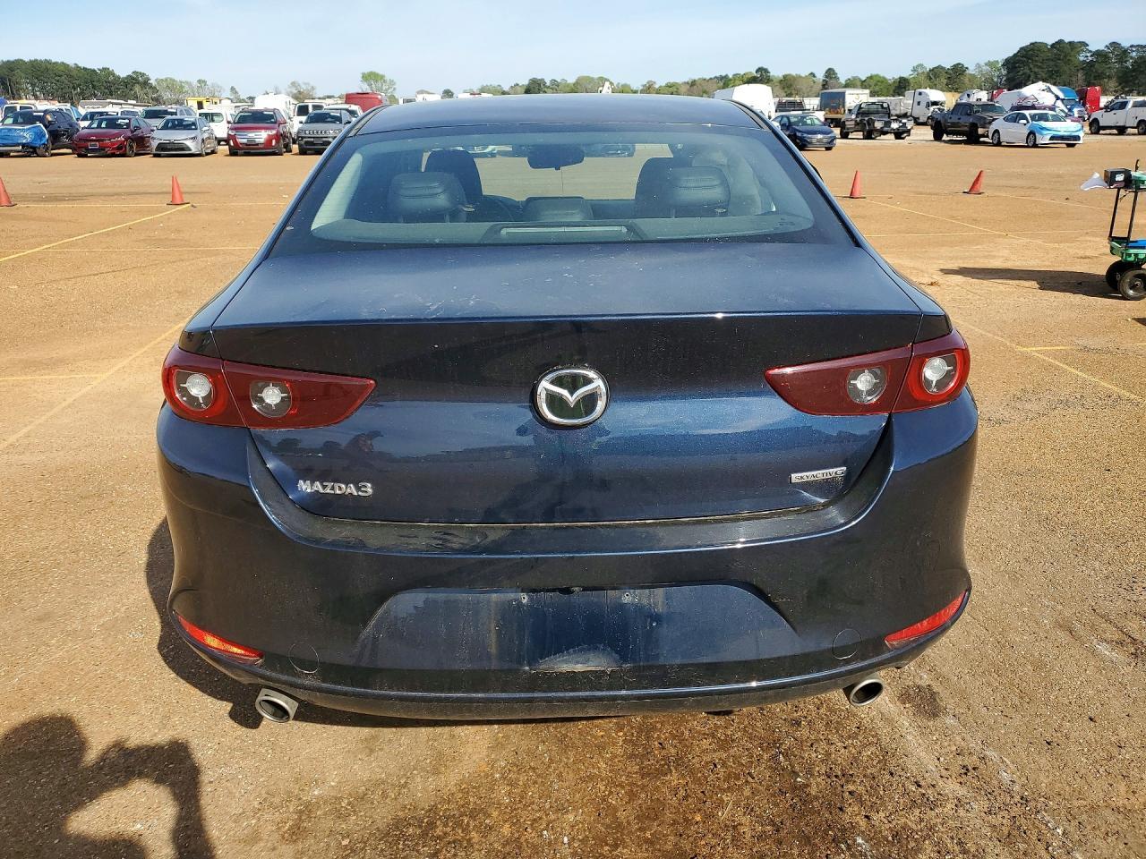 2025 Mazda 3 Preferred - Фото 6