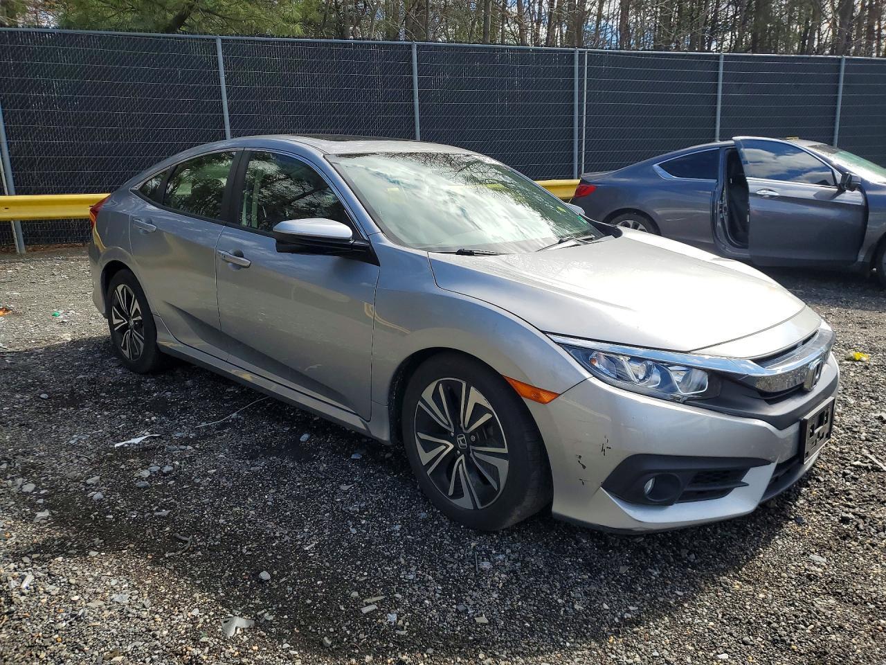 2018 Honda Civic Ex - Фото 4