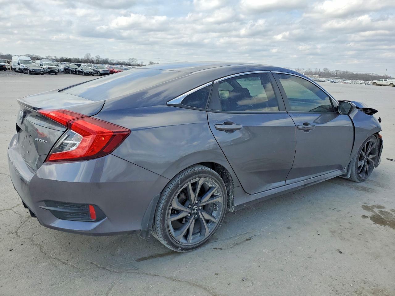 2019 Honda Civic Sport - Image 3