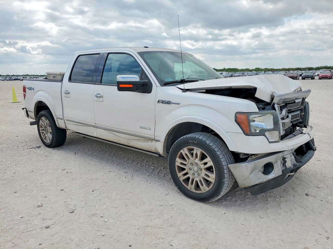 2011 Ford F150 Supercrew - Фото 4