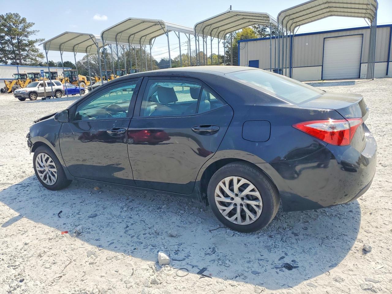 2014 Toyota Corolla Le - Image 2