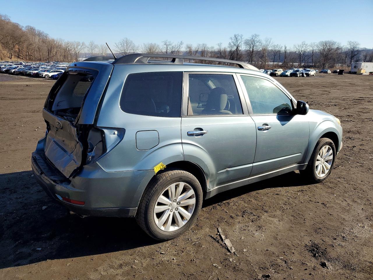 2013 Subaru Forester 2.5X Premium - Image 3