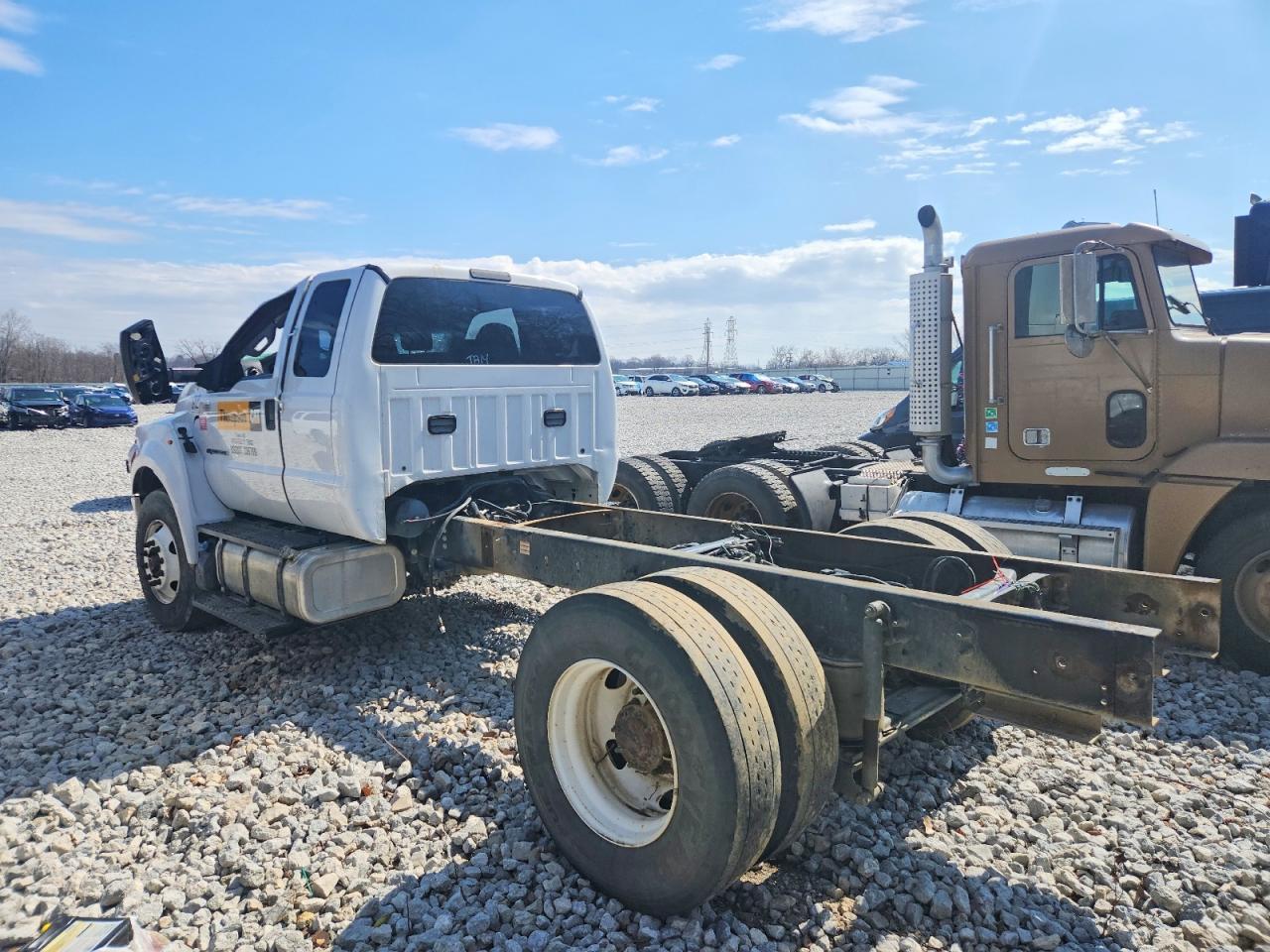 2022 Ford F750 Super Duty - Фото 3