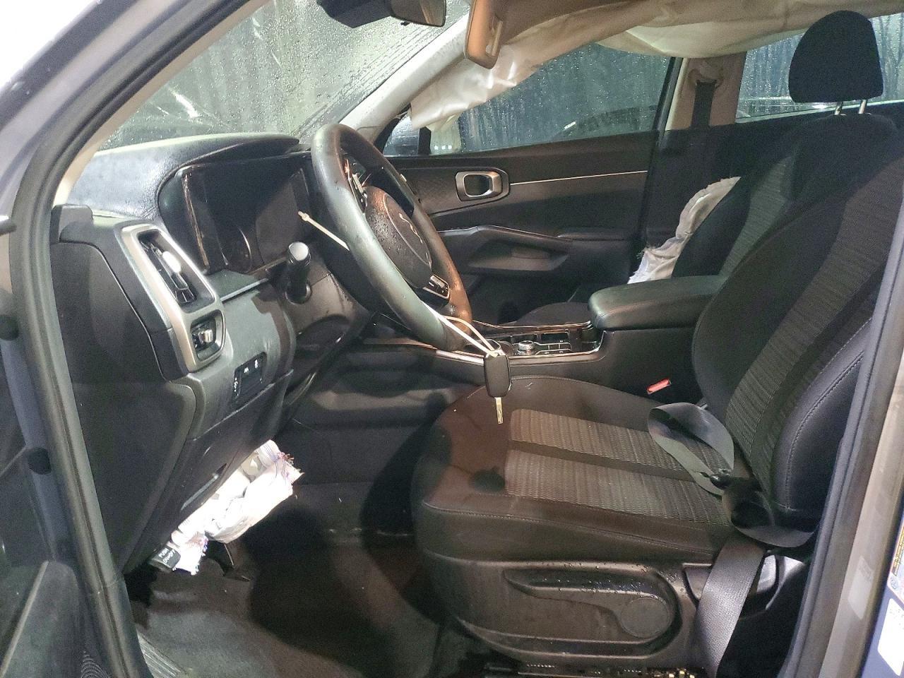 2022 Kia Sorento Lx - Image 7