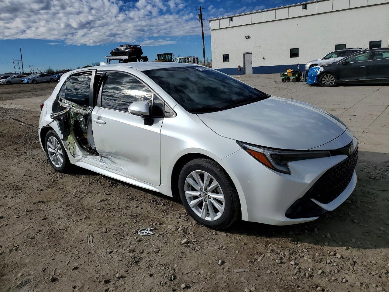 2023 Toyota Corolla Hatchback Se - Фото 4