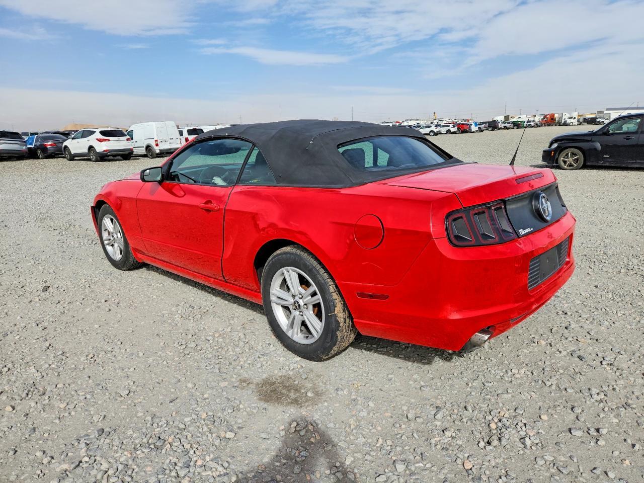 2013 Ford Mustang - Image 2