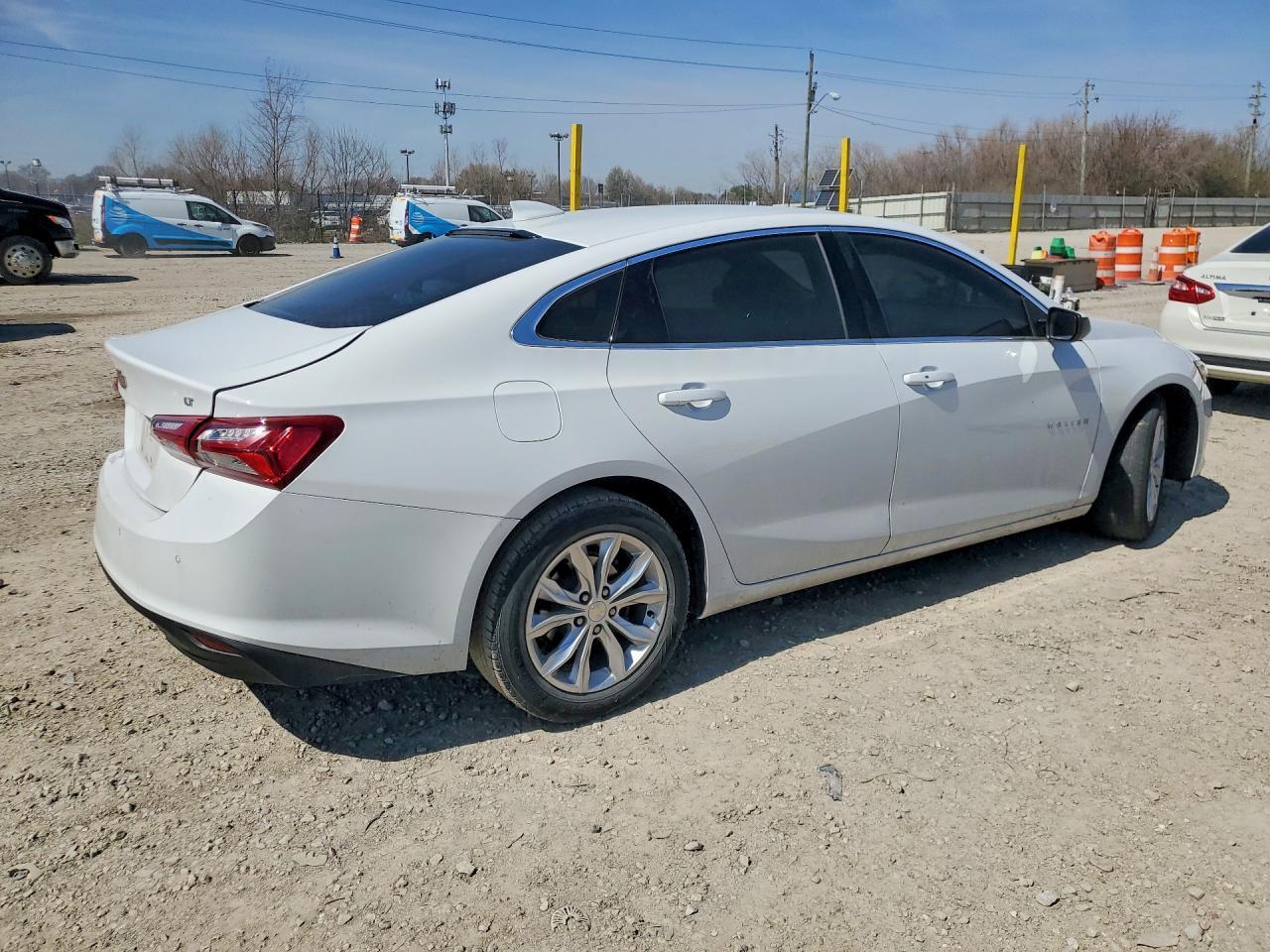 2020 Chevrolet Malibu Lt - Фото 3