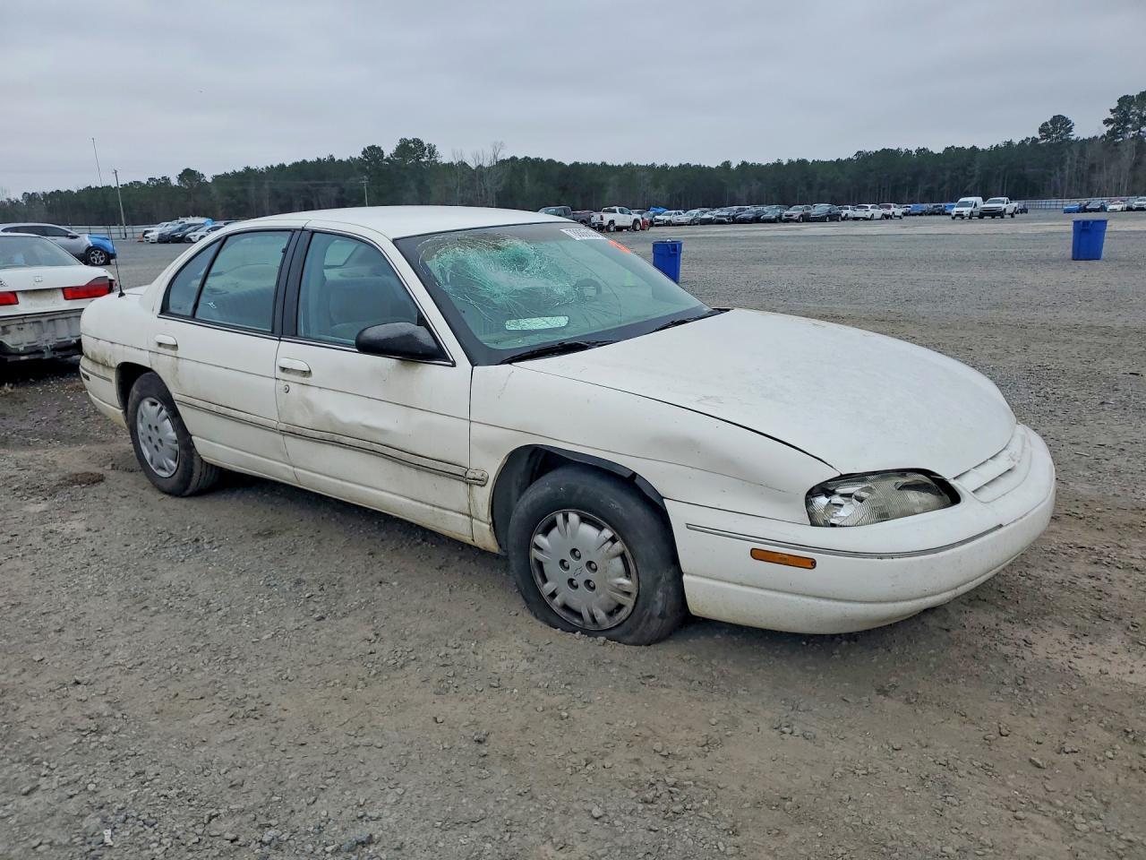 2001 Chevrolet Lumina - Image 4