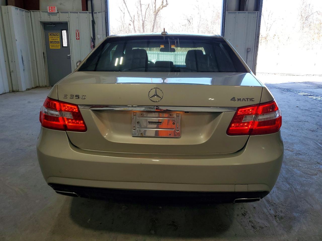 2010 Mercedes-Benz E 350 4Matic - Фото 6