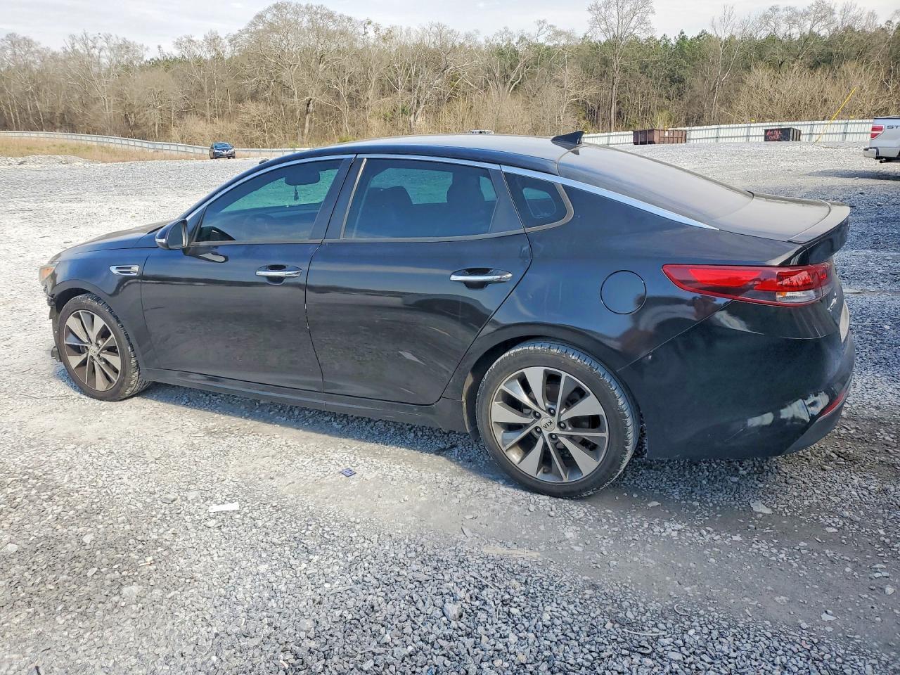 2018 Kia Optima S - Фото 2